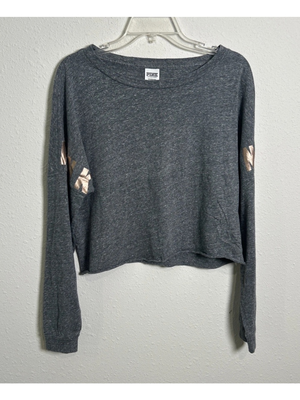 PINK Victoria’s Secret Women’s Gray Long Sleeve Cropped Top Sleeve Logo Cozy